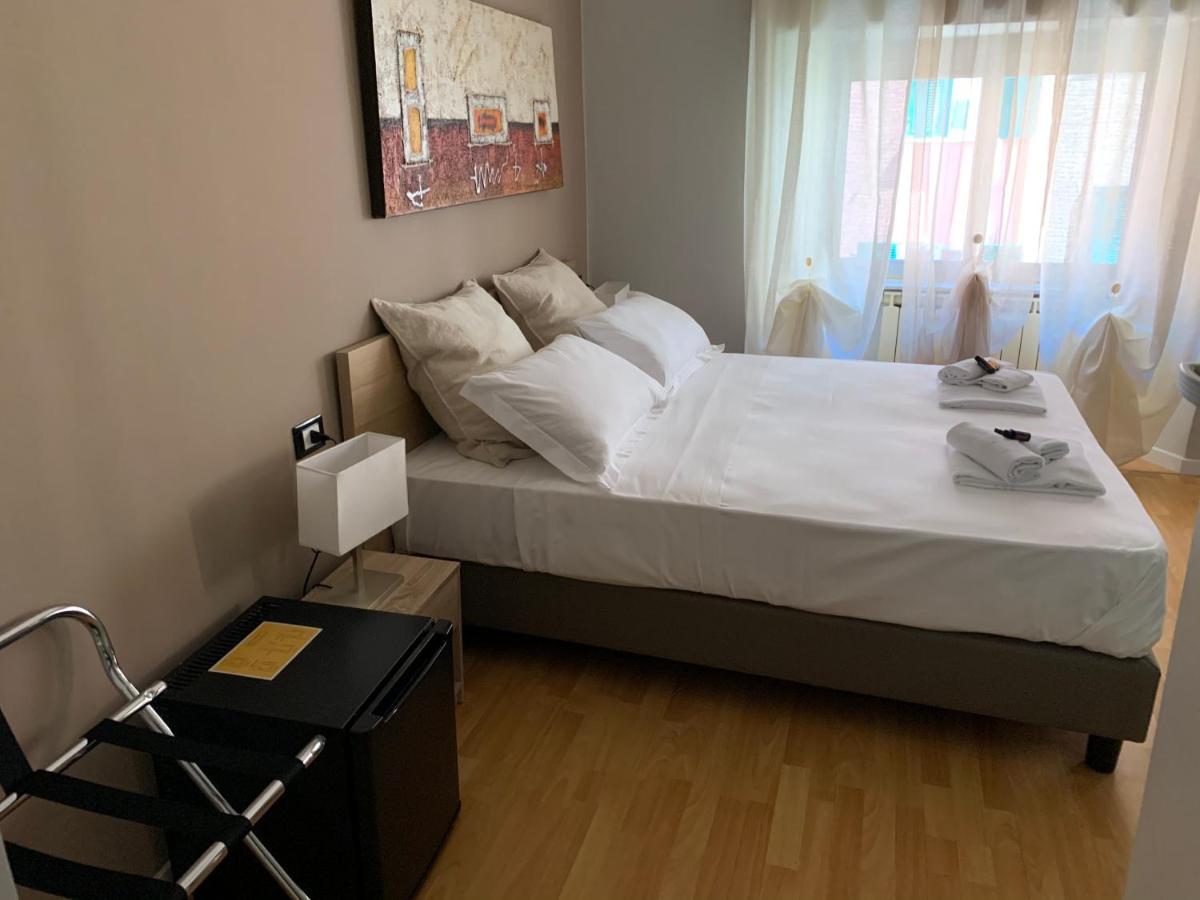 Domus Fieschi Rooms เจนัว ภายนอก รูปภาพ