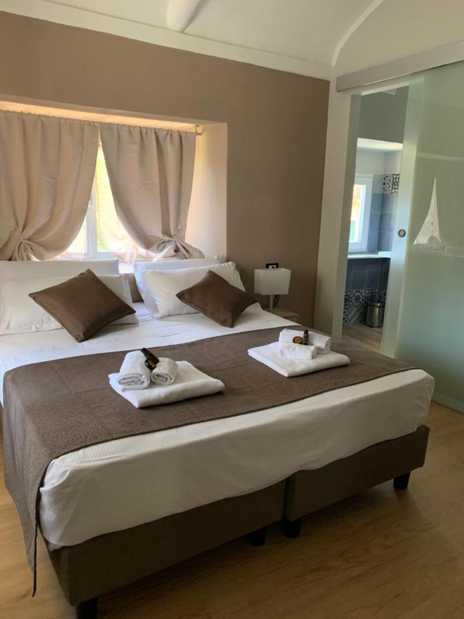 Domus Fieschi Rooms เจนัว ภายนอก รูปภาพ