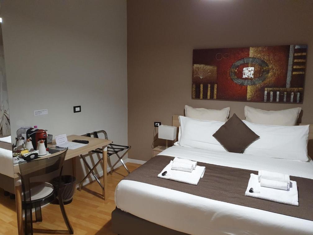 Domus Fieschi Rooms เจนัว ภายนอก รูปภาพ