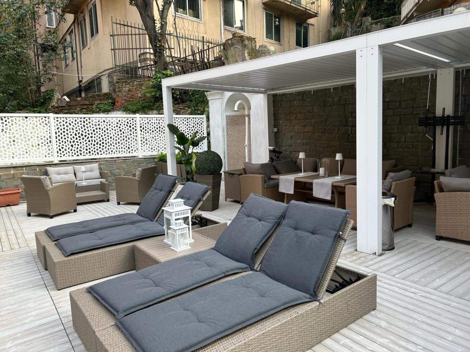Domus Fieschi Rooms เจนัว ภายนอก รูปภาพ